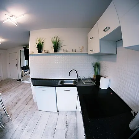 Mragowo-mazury,blisko Plaza, Centrum! Wi-fi! Apartmán